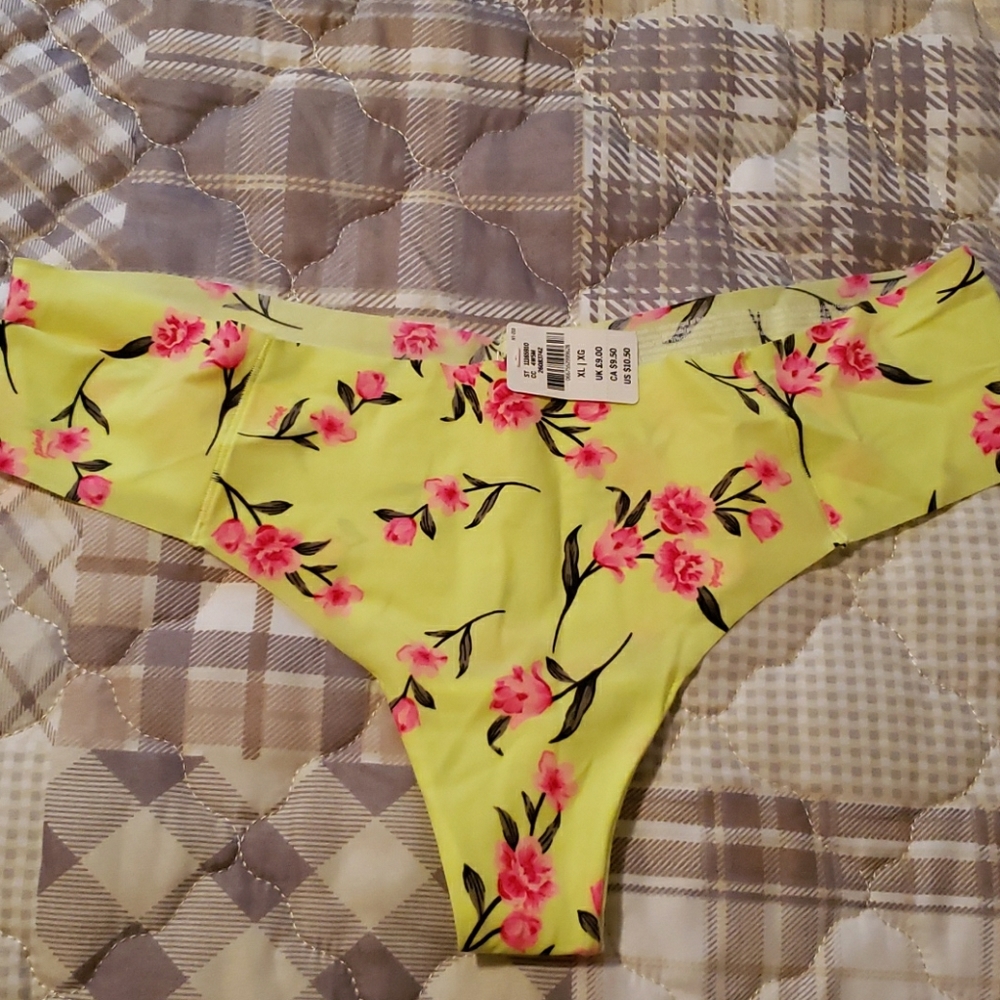 Pink VS Panties
